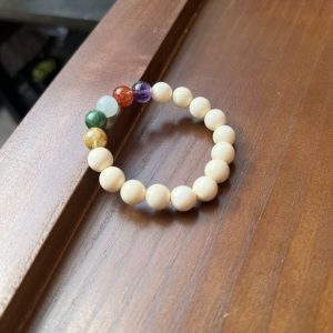 Vòng tay ngà voi mix đá ngũ sắc